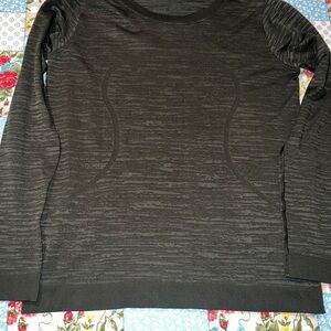 Lululemon Swiftly Tech Relaxed Long Sleeve Green